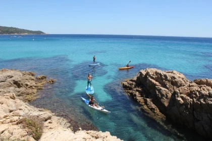 Guided KAYAK tour - The Cap Taillat tour "Turquoise water guaranted - Expérience Côte d'Azur