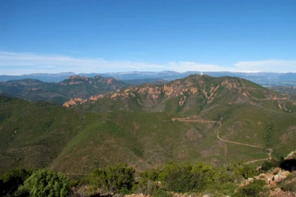 Electric mountain bike guided tour - Discount - Expérience Côte d'Azur