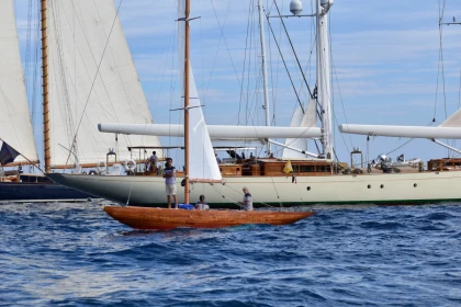 Saint-Tropez Sailing Regatta – Sailing Trip with Picnic - Expérience Côte d'Azur