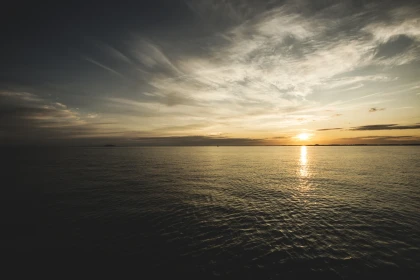 Sunset evening on a catamaran in Le Lavandou - PROMO - Expérience Côte d'Azur