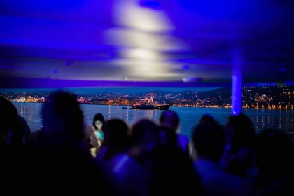 XXL Catamaran Cocktail Evening: Event at Sea or Dock - Expérience Côte d'Azur