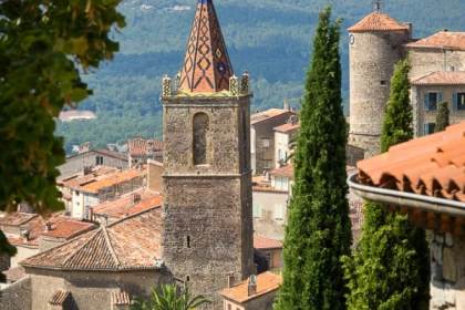 Guided tour Callian - Expérience Côte d'Azur