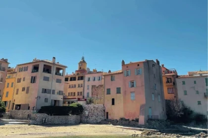 Guided tour of Saint Tropez - Expérience Côte d'Azur