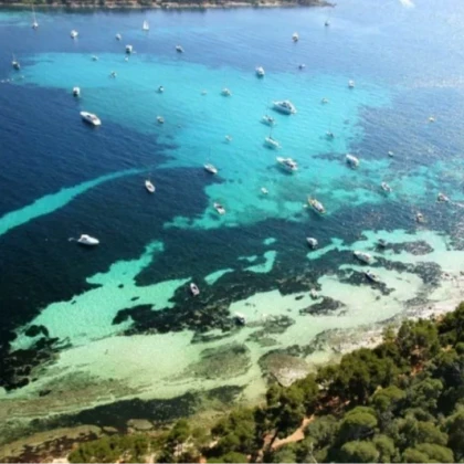 kayak lerins island