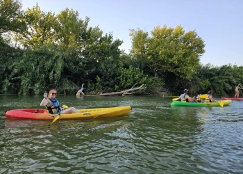 Canoë-kayak en rivière - app.name