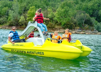 Pédalo en lac - app.name