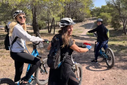 All terrain electric scooter ride - Bagnols-en-forêt - Expérience Côte d'Azur