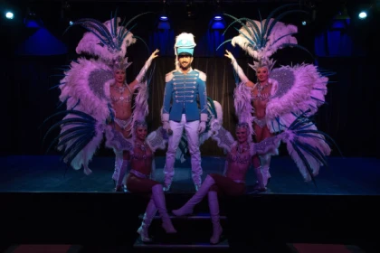 Cabaret "FRANCKY FOLIES"  (Déjeuner-spectacle) - app.name