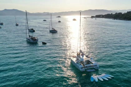 PRIVATE Catamaran SUNSET + FIREWORKS trip (6h) - NOMAD3 - Expérience Côte d'Azur