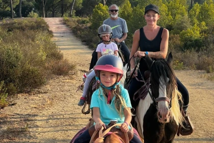 1h horseback ride in the Esterel massif - PROMO - Expérience Côte d'Azur