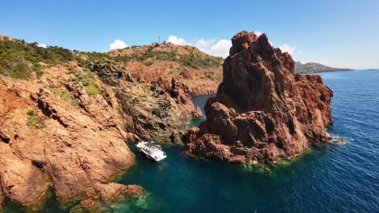 Les Calanques de l'Esterel - Departure Fréjus - Vedette - Expérience Côte d'Azur