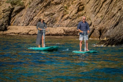 Electric paddle rental with handlebar - Expérience Côte d'Azur