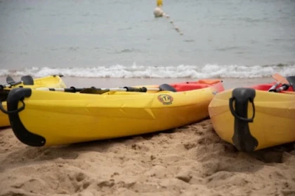  Kayak rental 1 person - Expérience Côte d'Azur