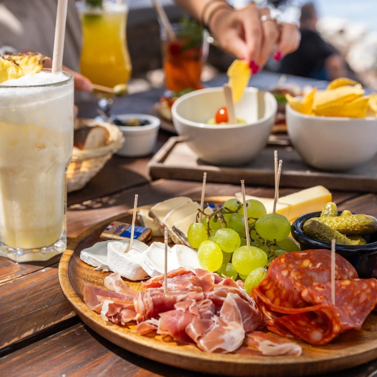 Aperiftif board Saint Raphael