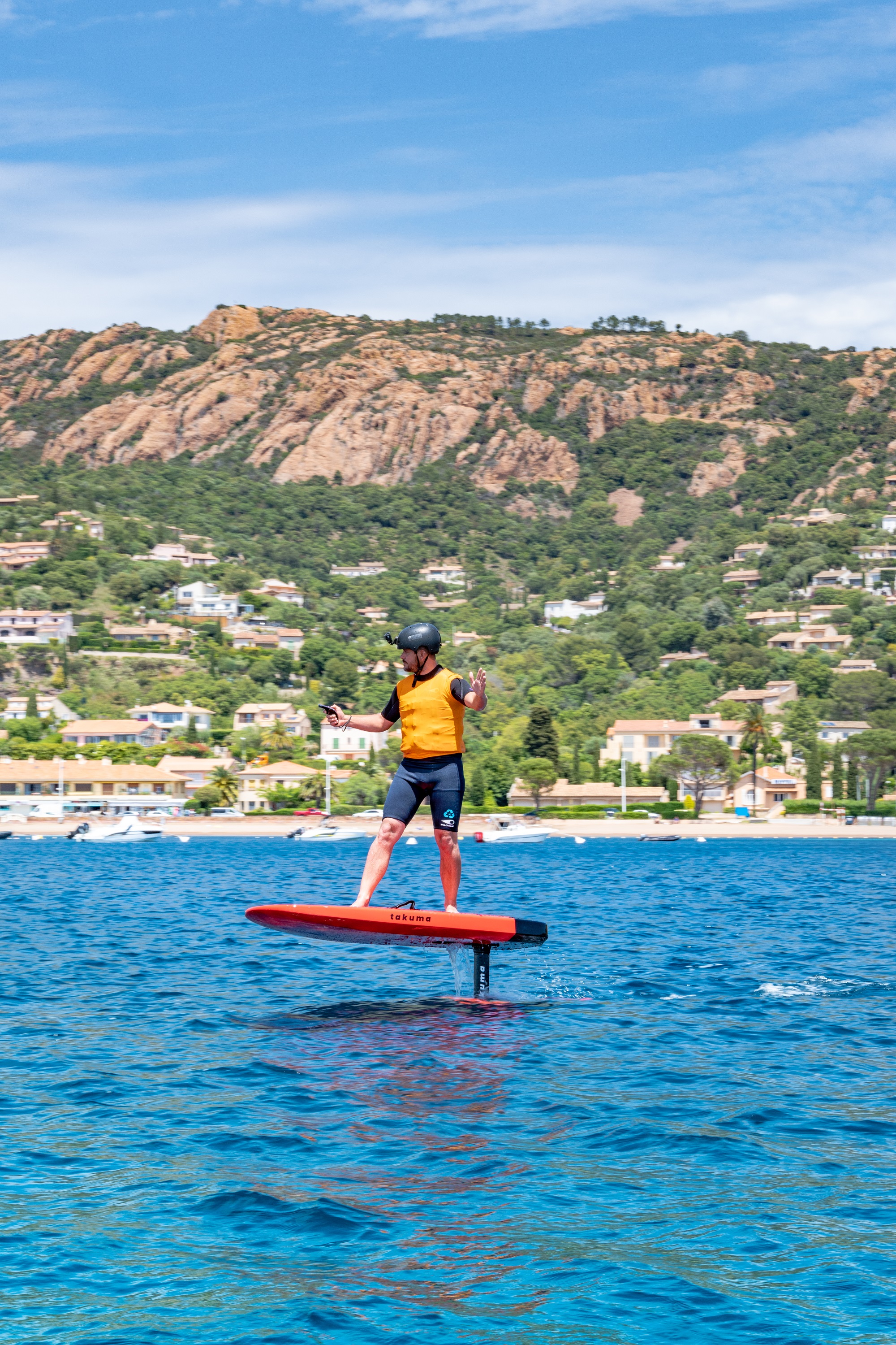 Foil & electric surfboard - Expérience Côte d'Azur