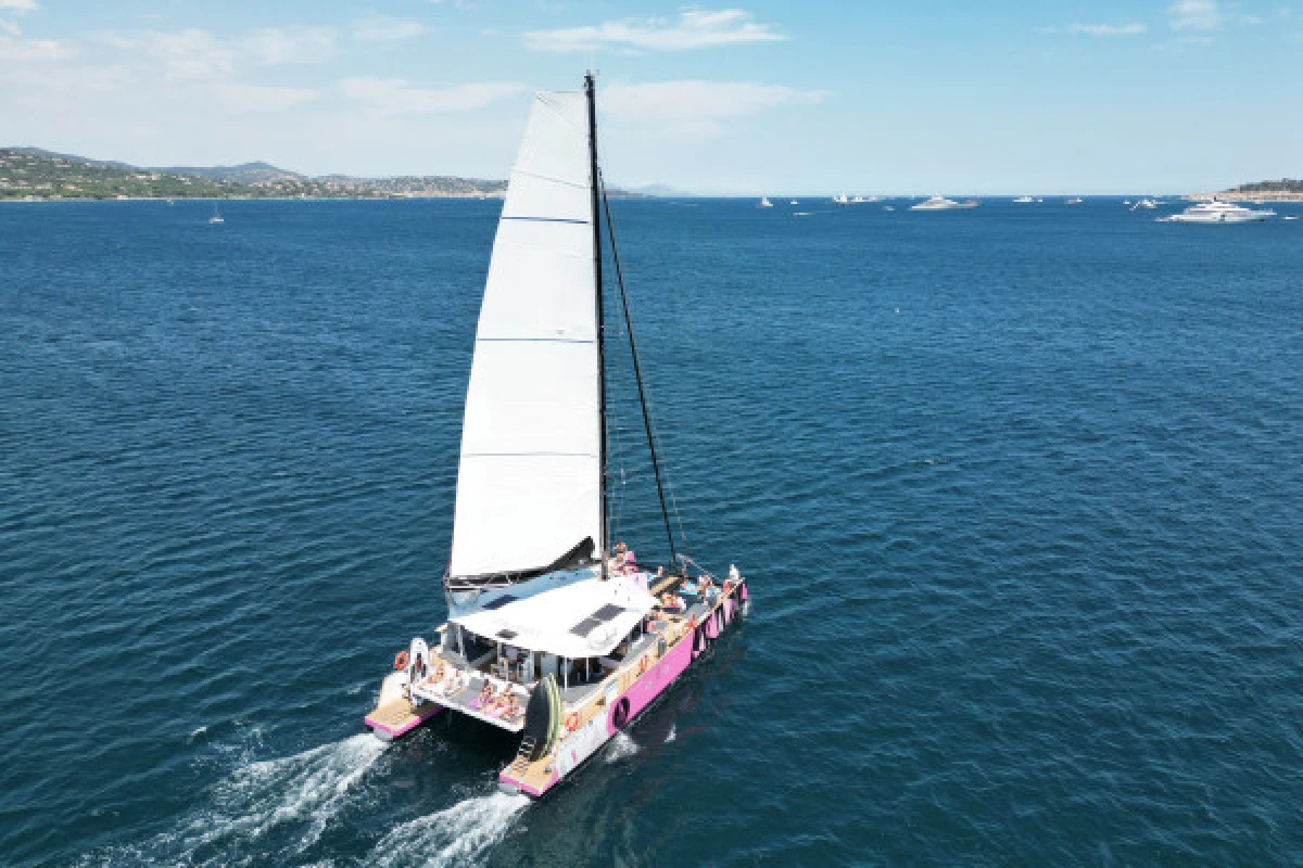 Half Day Catamaran Canoubiers Bay from Cogolin - Expérience Côte d'Azur