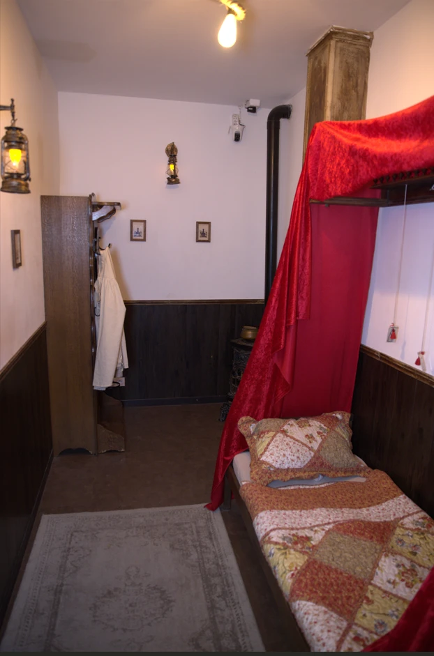 6/10 medium level Escape Game - THE ELIXIR (2 to 6 Players) - Expérience Côte d'Azur