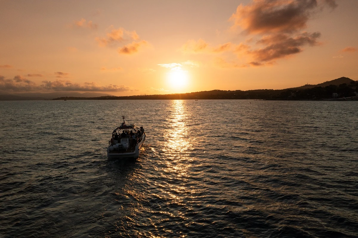 Sunset sea outing - Aperitif and music in Saint Raphaël - Expérience Côte d'Azur