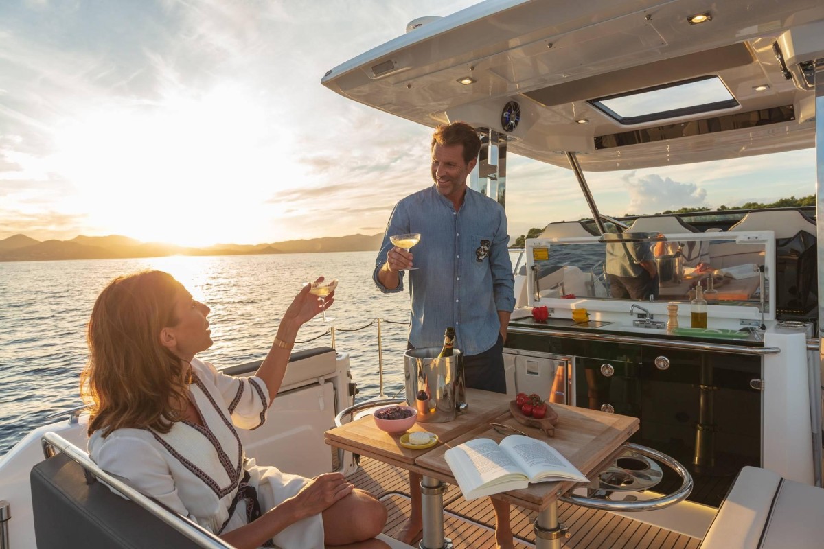 Private sunset cruise with aperitif - Île d'Or & Lion de Mer - Expérience Côte d'Azur