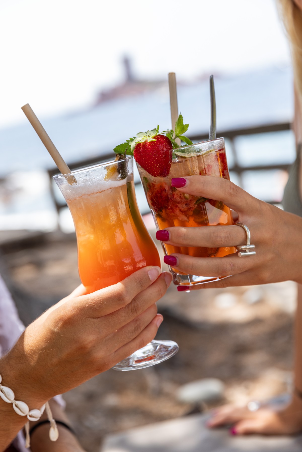 Afternoon sunbathing and kayaking in front of the Ile d'Or - Special EVG/JF - Expérience Côte d'Azur