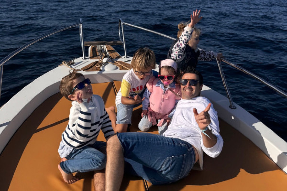 Boat Trip through the Estérel Calanques from Agay – Saint-Raphaël - Expérience Côte d'Azur