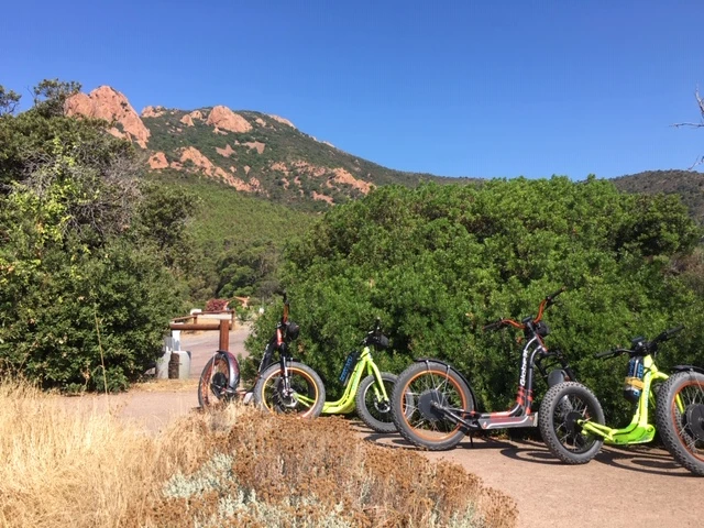All-terrain electric scooter ride - near Fréjus - Expérience Côte d'Azur
