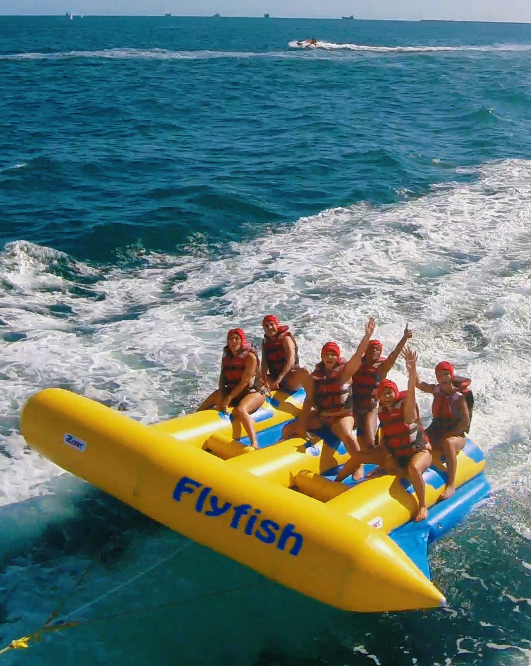 TOWABLES: banana, Flyfish, sofa, disk - Expérience Côte d'Azur