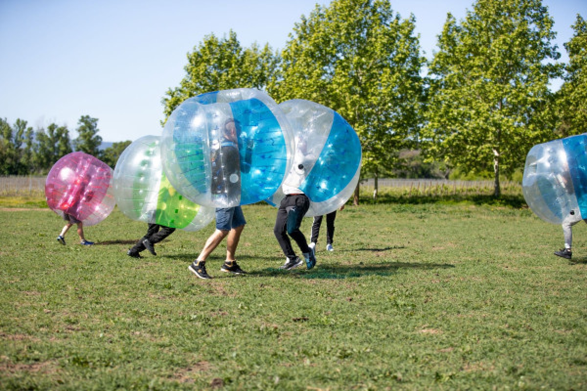 Bubble Bump N ° 1 of football in bubbles - Saint Raphaël - Expérience Côte d'Azur