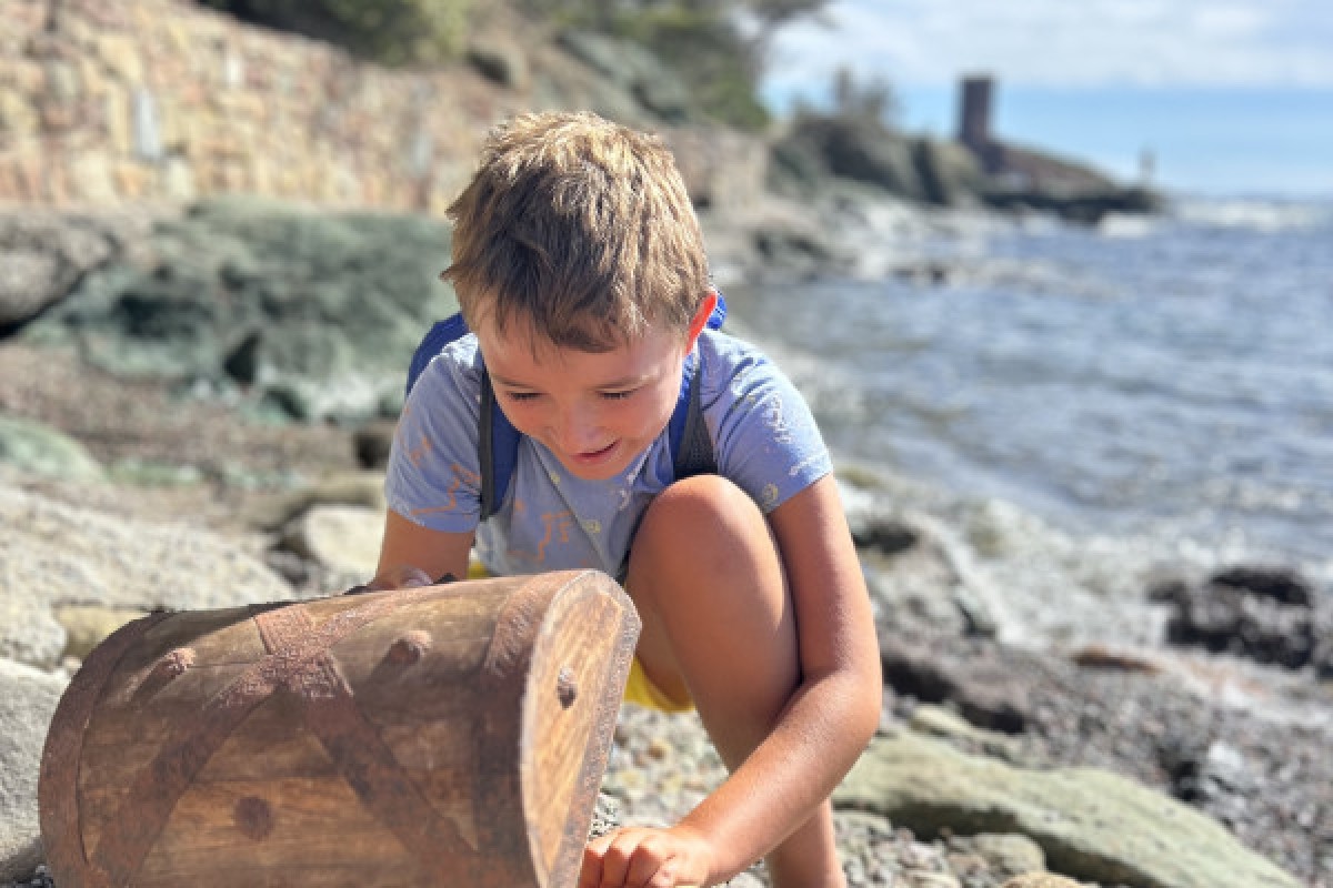 CALANQUES ADVENTURES - Youth offer: Adventurers' trail + Calanques excursion - Expérience Côte d'Azur