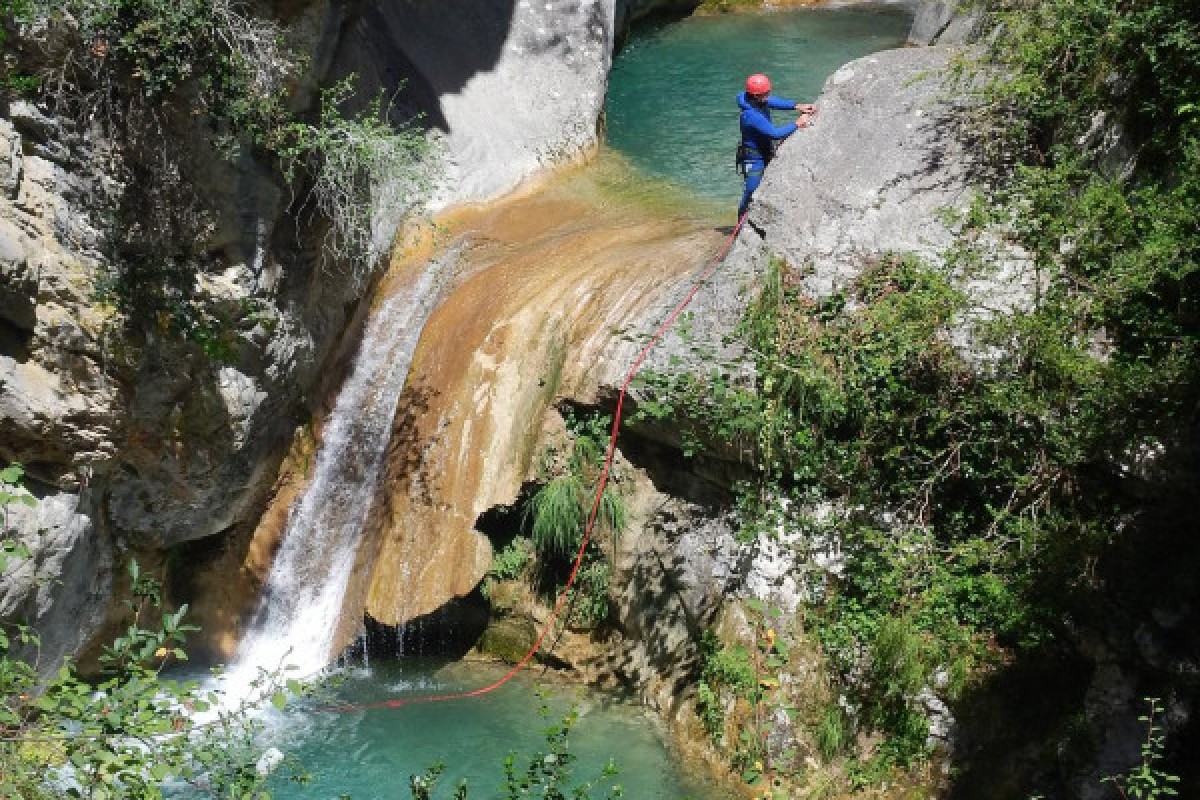 Sports canyoning - Roya Valley - Expérience Côte d'Azur