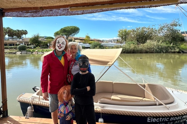 License-free boat rental on the Siagne river - Expérience Côte d'Azur