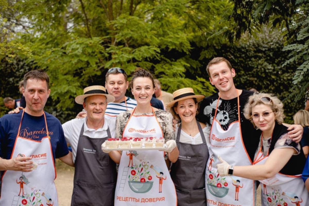 Cooking challenge: prepare a fruit and flower snack - Expérience Côte d'Azur