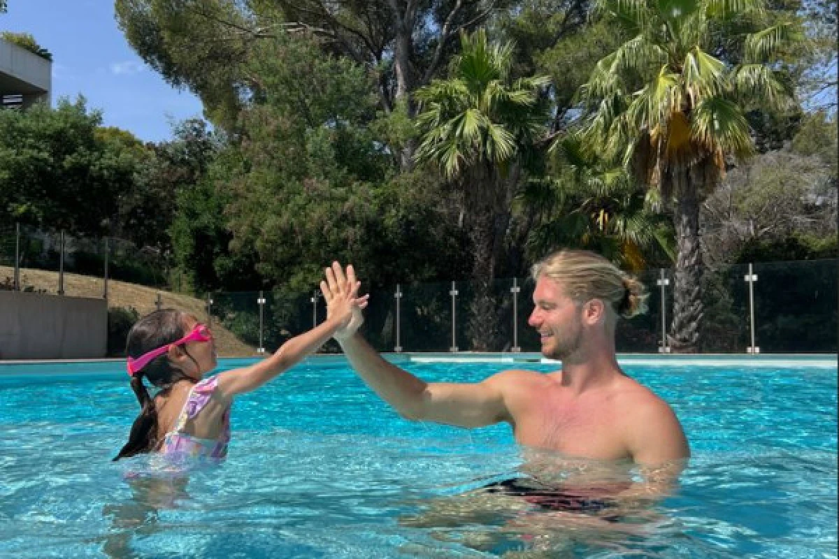 Private swimming lesson at home - Expérience Côte d'Azur