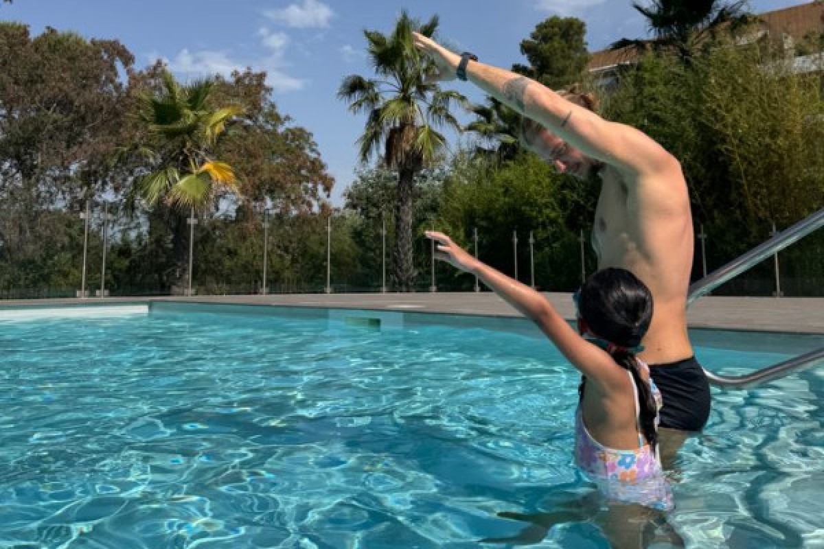 Private swimming lesson at home - Expérience Côte d'Azur