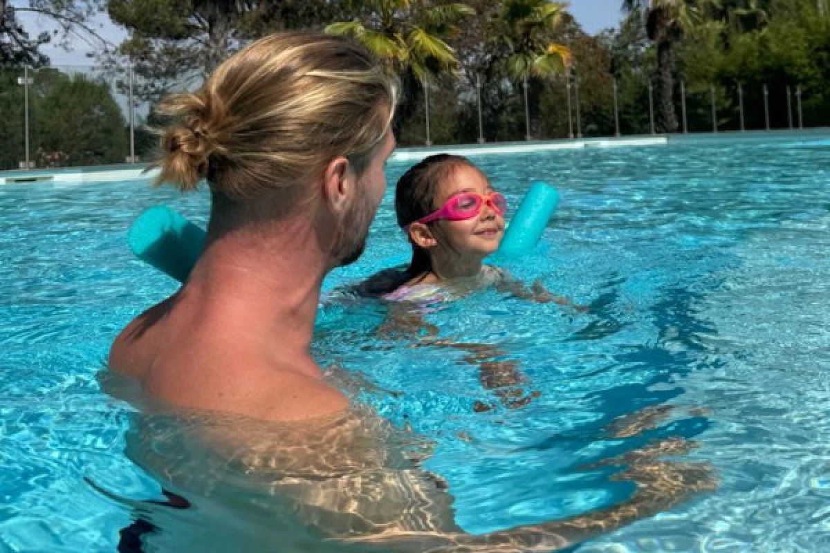 Private swimming lesson at home - Expérience Côte d'Azur