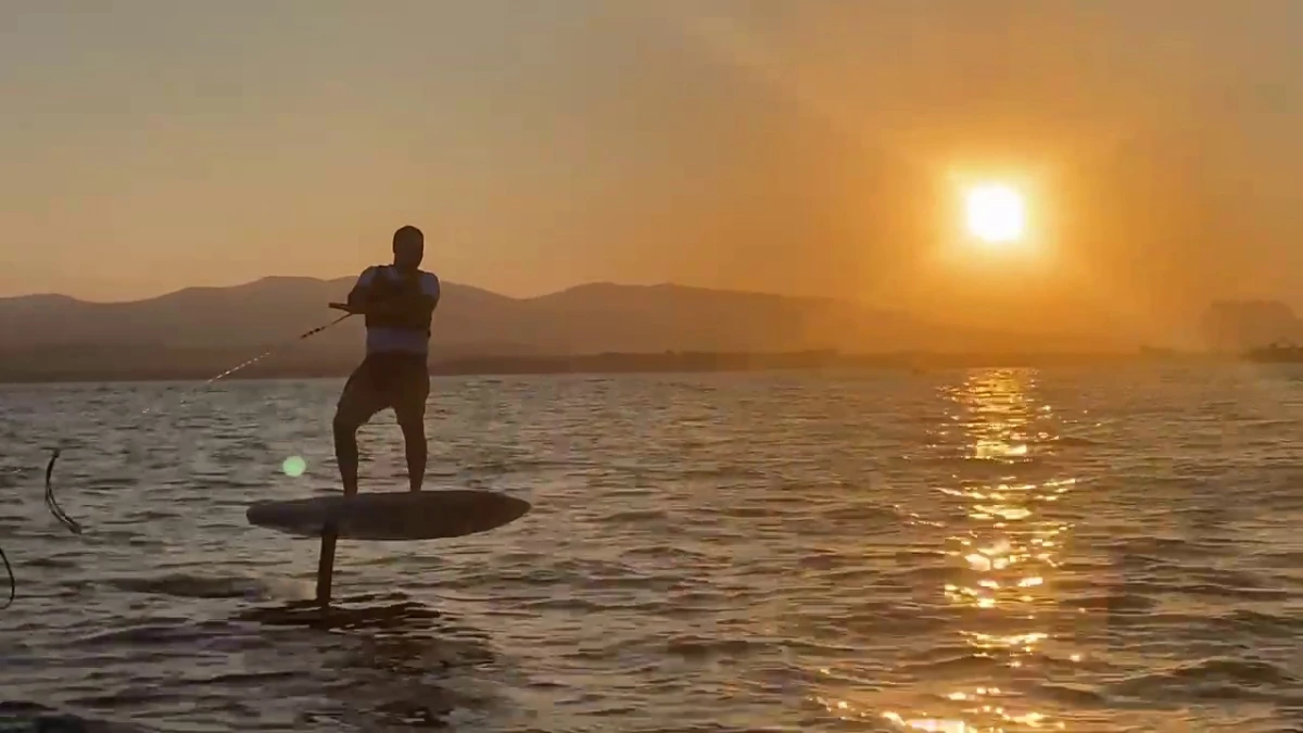 Wing Foil private lessons - Expérience Côte d'Azur
