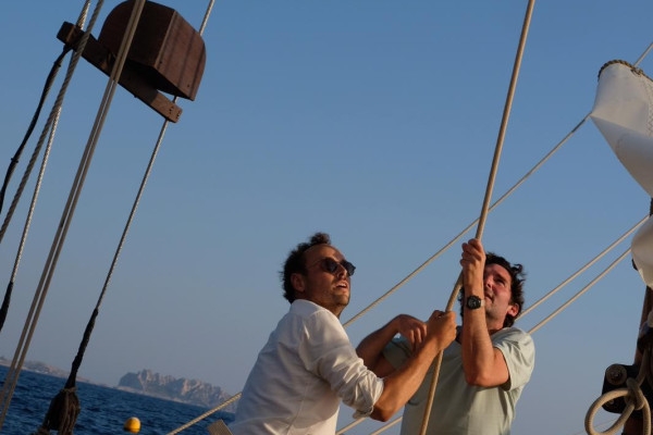 Sailing cruise : Château d'If and the Frioul calanques - Expérience Côte d'Azur