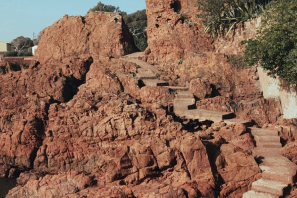 Discovery of the Customs Trail - Expérience Côte d'Azur