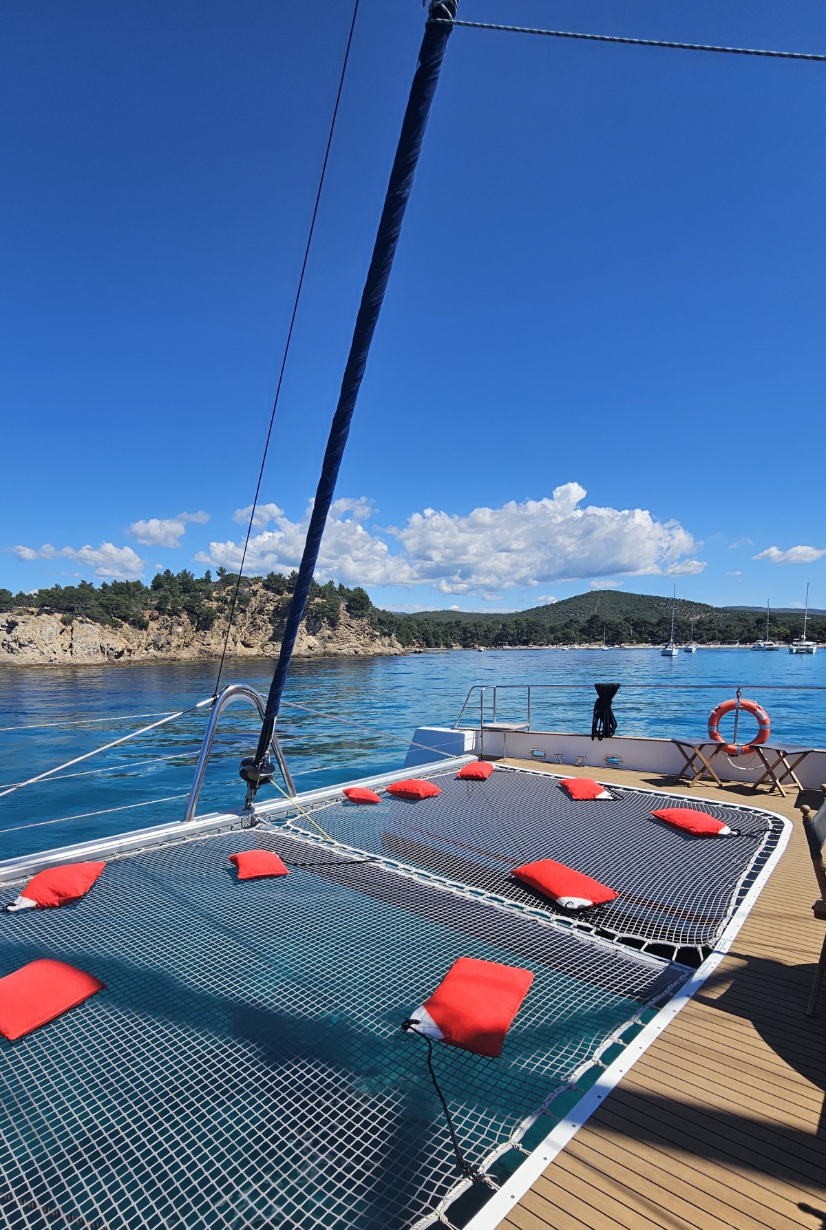 Departure Hyères | La Matinée Détente | Fort de Brégançon or Porquerolles - Expérience Côte d'Azur