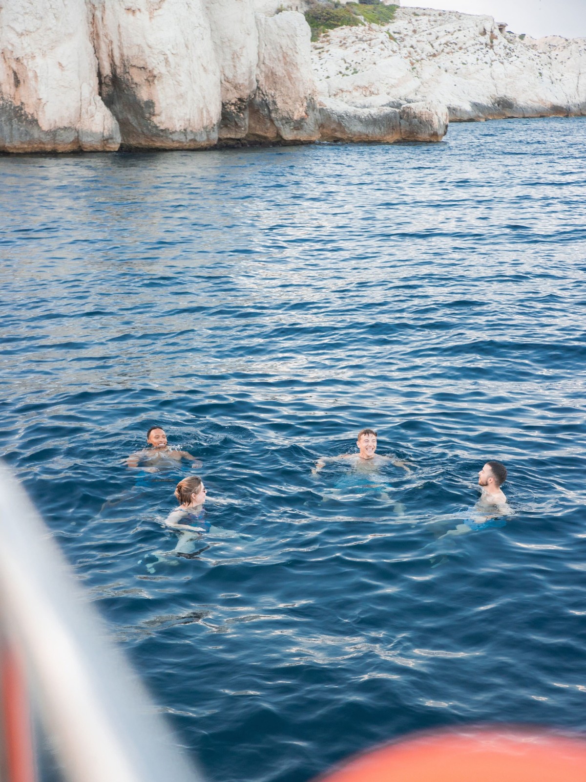 Sunset evening & dinner on a catamaran departing from Marseille: Frioul archipelago - Expérience Côte d'Azur
