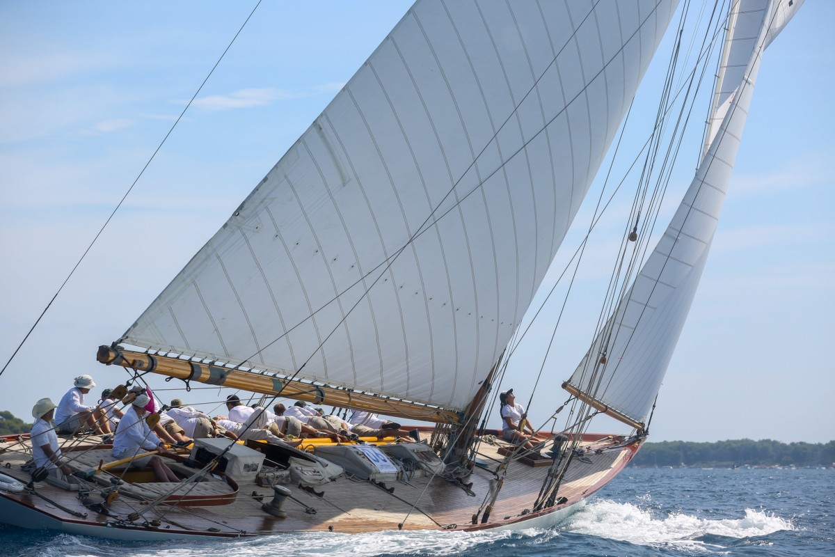 Departure Saint-Raphaël | Day with Meal | Les Voiles de Saint-Tropez - Expérience Côte d'Azur