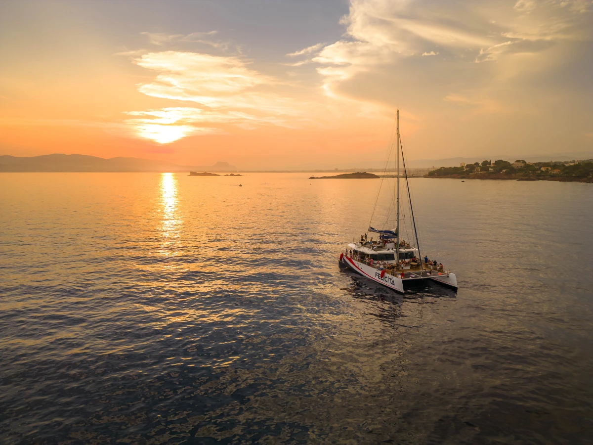 Departure St Raphaël - Sunset - Cap Dramont & Ile d'Or - Expérience Côte d'Azur