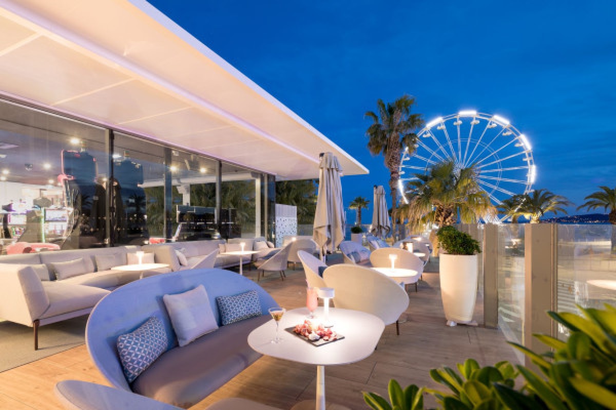 Musical dinner at the Casino for Valentine's Day - Saint-Raphaël - Expérience Côte d'Azur