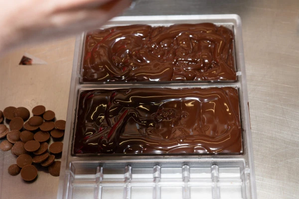 Make your own chocolate bars in Nice - Expérience Côte d'Azur