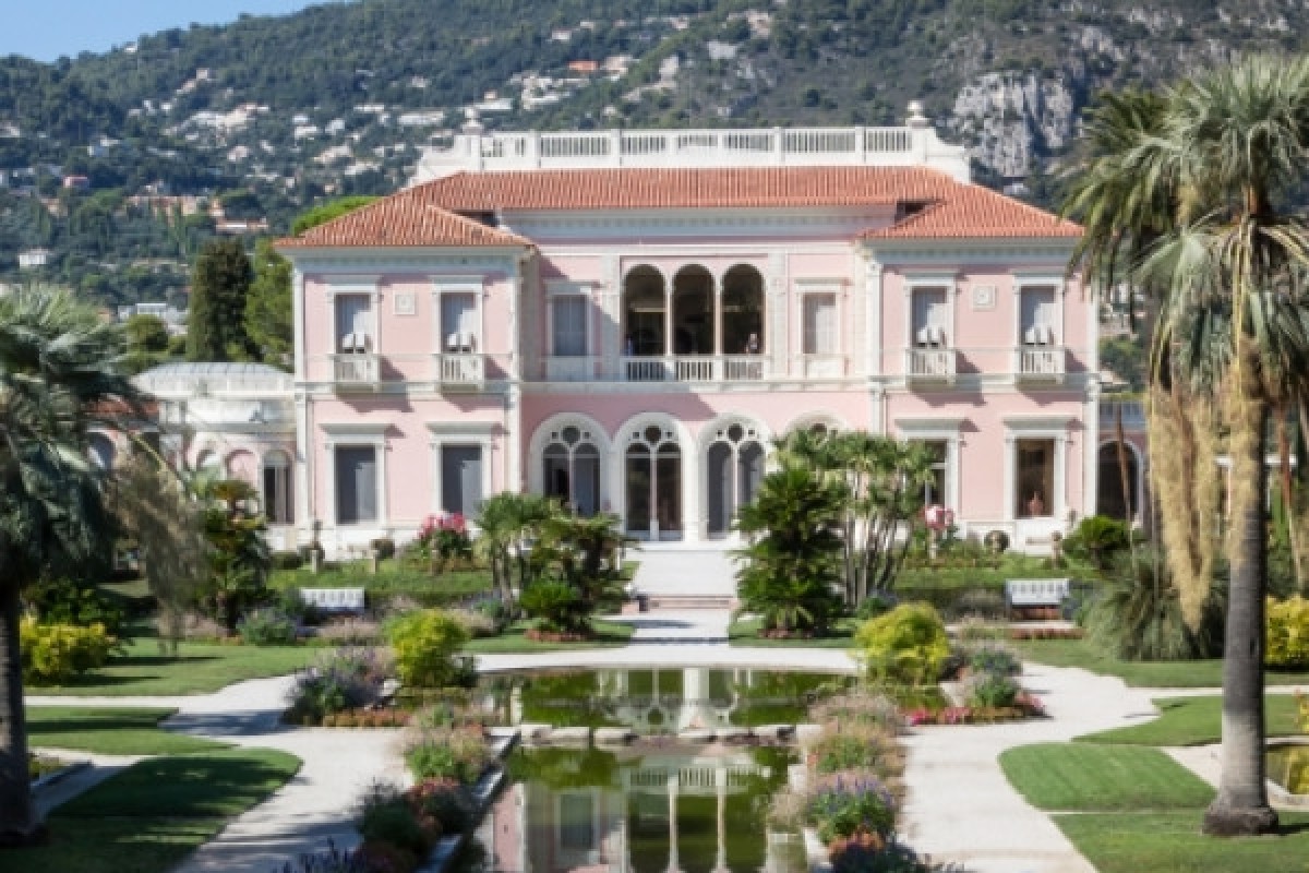 Rose Festival at the Villa Ephrussi de Rothschild - Expérience Côte d'Azur