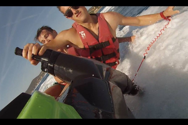 Guided jet ski tour Bay of Issambres 1h - Expérience Côte d'Azur