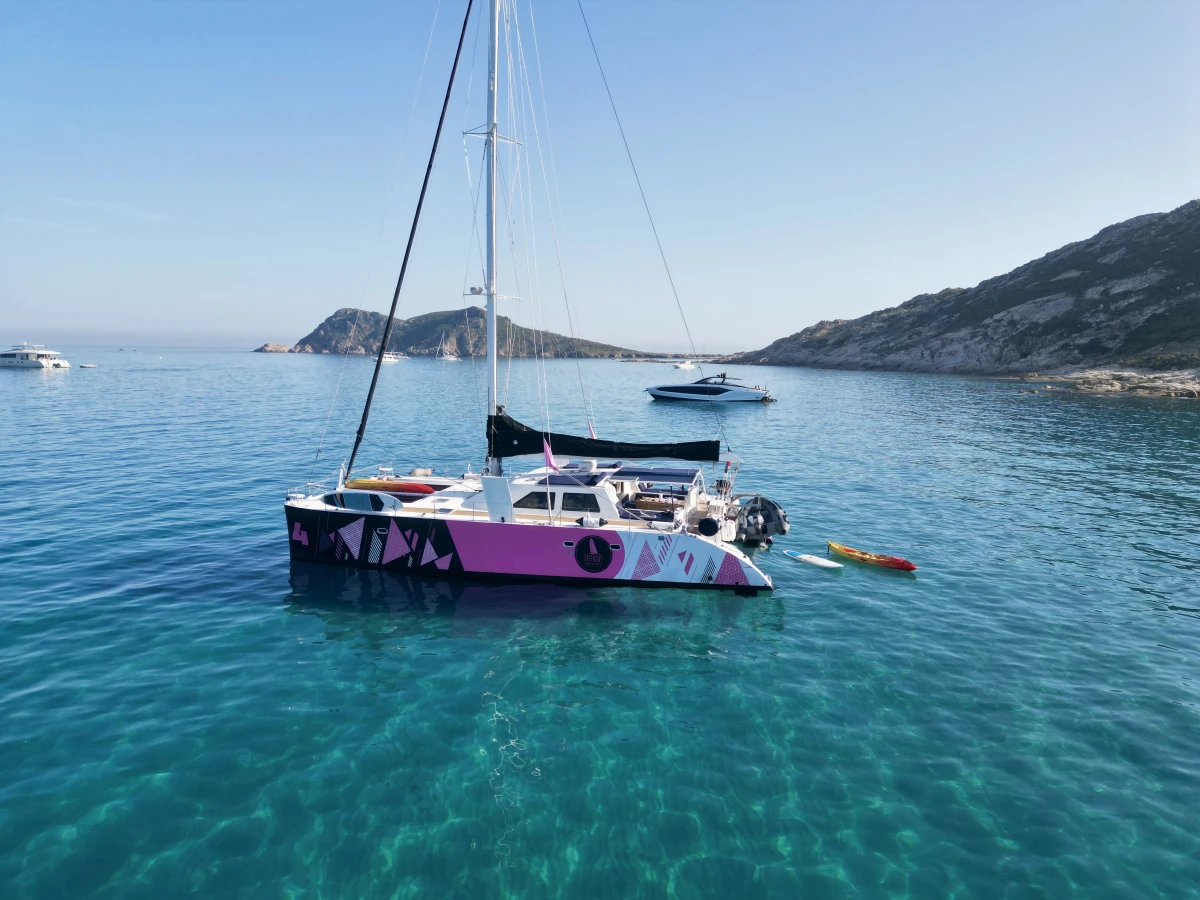 Catamaran day trip to Cap Taillat Departure from Le Lavandou - PROMO - Expérience Côte d'Azur