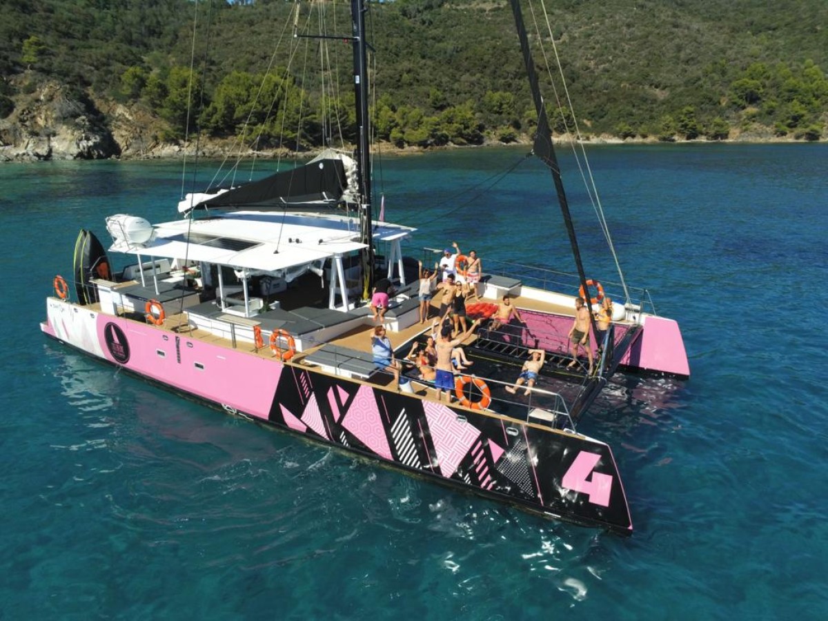 Catamaran day trip to Cap Taillat Departure Pampelonne - PROMO - Expérience Côte d'Azur