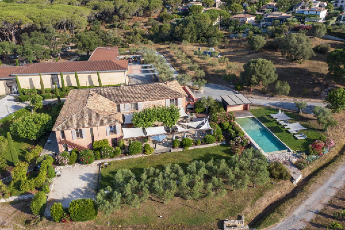 Le Clos des Roses - Audio Tour & Petanque - Expérience Côte d'Azur