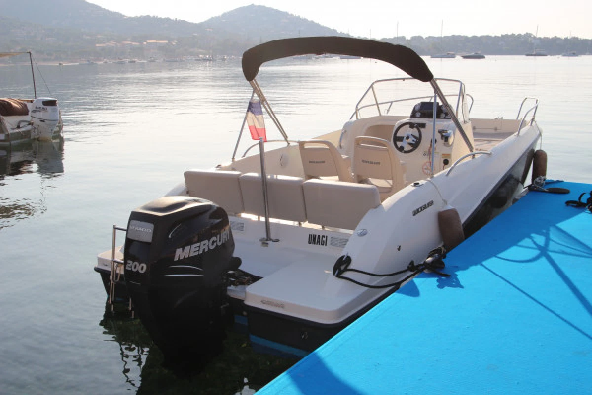 Boat rental - Quicksilver 675 (200CV) - Agay - Expérience Côte d'Azur